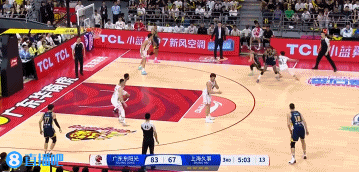 👀徐杰:赛前杜导说这场就是摔跤&打架 哈维只配在上海嚣张